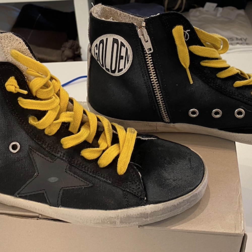 COPY - Special addition Golden Goose Never worn